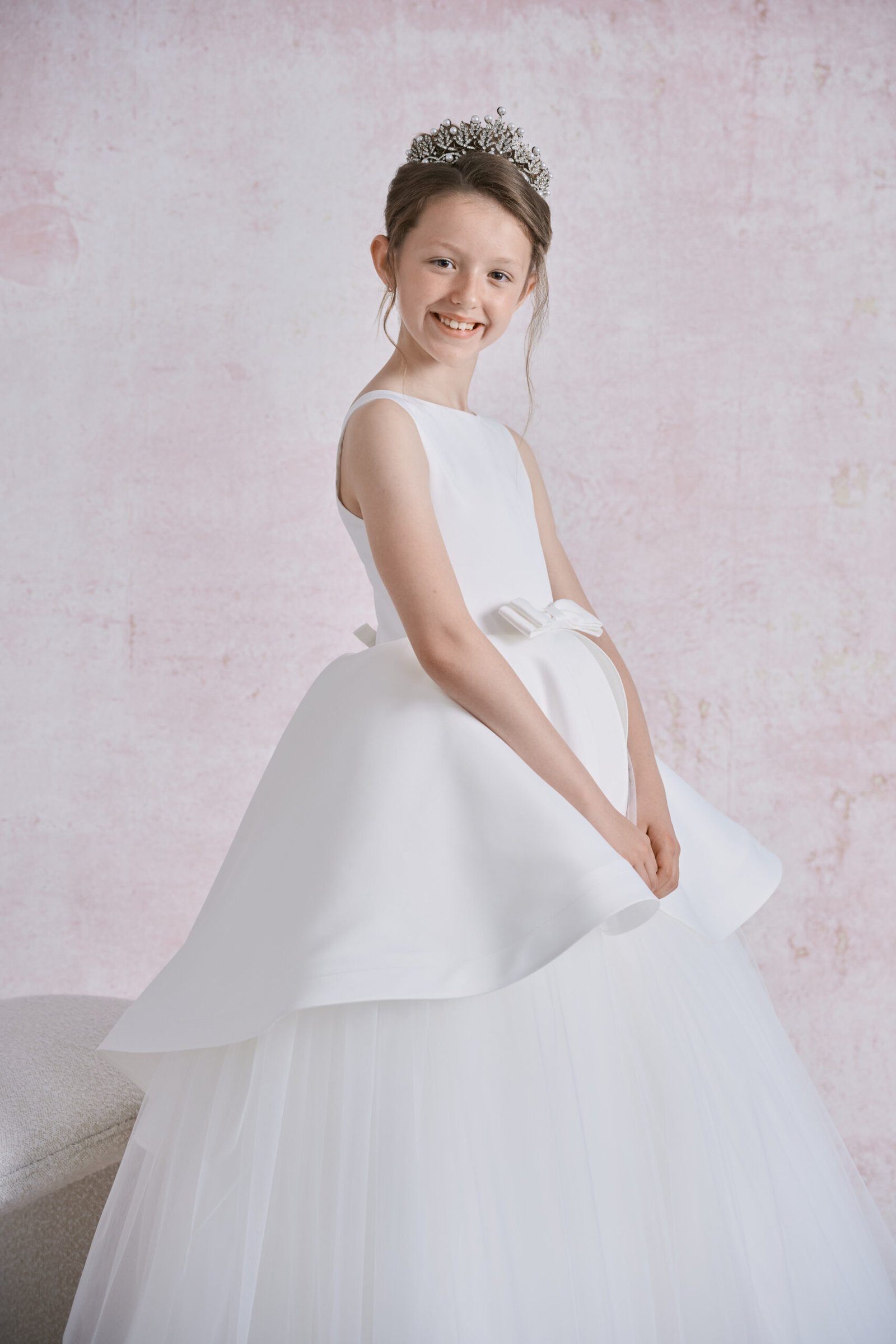 Communion-dress-Cinderella-close-side-view-Giga-Fashion